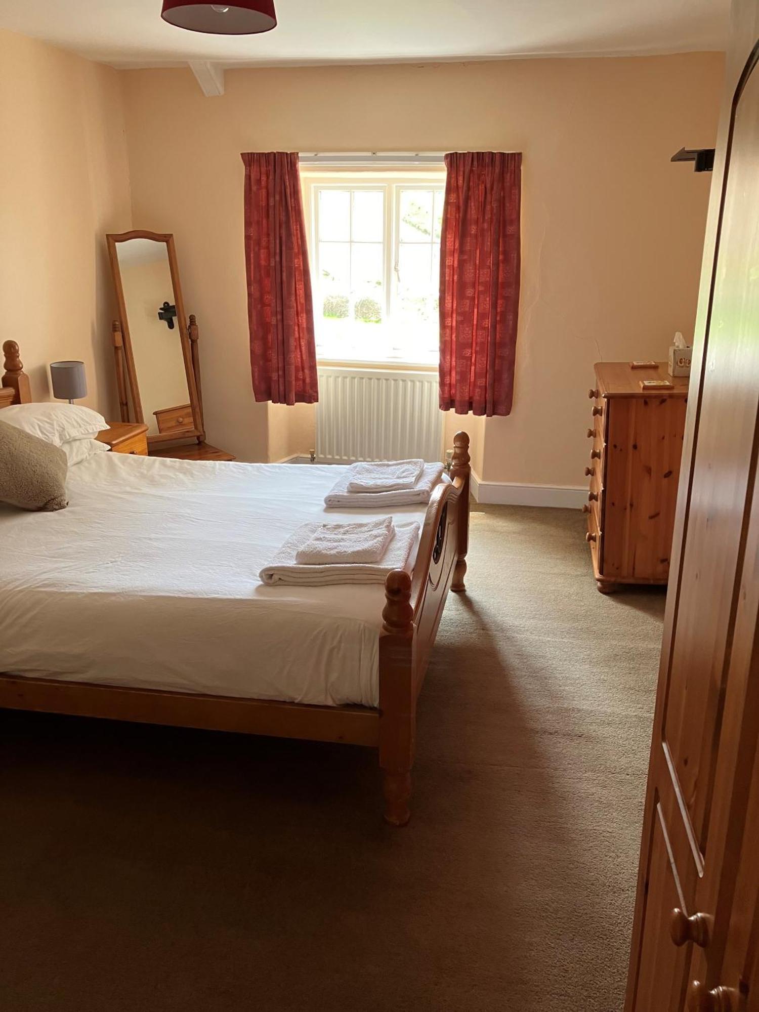 Farmer Bob'S Farmhouse Barnstaple Extérieur photo